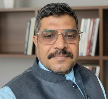 Financial consultant